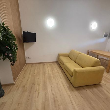 Il Salotto Di Bologna Apartment Bagian luar foto